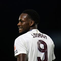 Jhon Durán, figura en la clasificación de Aston Villa