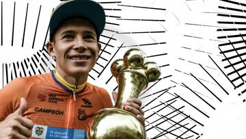 Superman con el trofeo