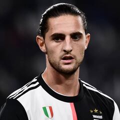 Liverpool y Juventus trabajan en un trueque Rabiot-Keita