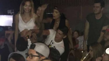Circulan en redes imágenes de Pulido en una fiesta