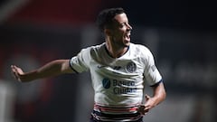 "Hay una oferta de Boca por Di Santo"