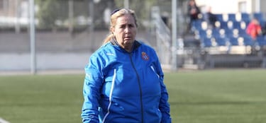 El fútbol femenino ya abarrotó Sarrià y el Camp Nou en 1971