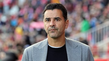 Girona's Spanish coach Michel is pictured before the Spanish league football match between Girona FC and Valencia CF at the Montilivi stadium in Girona on December 1, 2023. (Photo by LLUIS GENE / AFP)