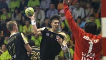 Kallman intenta la vaselina.