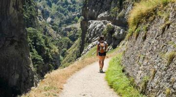 Respira el oxígeno puro y disfruta de las vistas de la Divina Garganta.