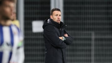 Luis García durante el partido de LaLiga Hypermotion contra la Real Sociedad B.