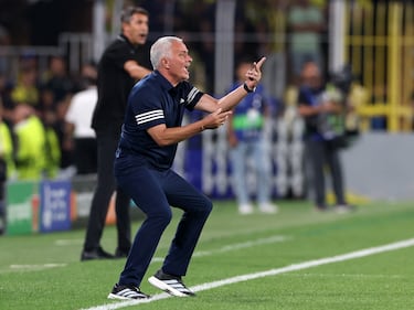Edson Álvarez rompe la barrera ‘Mourinho’