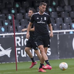 La pareja de centrales, una incógnita