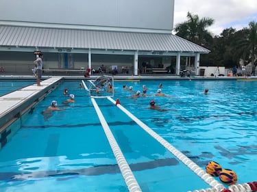 Las dos ‘Españas’ se unen ante el Europeo y por un visado a París