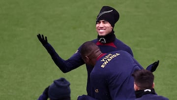 Achraf, en el entrenamiento del PSG este martes.