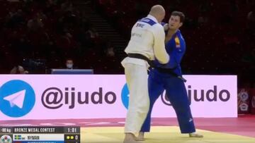 Niko gana el bronce cojo