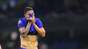 Carlos Salcedo organizó fiesta luego de la derrota ante Querétaro