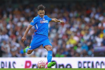 Angel Romero of Cruz Azul during the game Pumas UNAM vs Cruz Azul, corresponding Round 15 the Torneo Apertura 2022 of the Liga BBVA MX at Olimpico Universitario Stadium, on September 18, 2022.

<br><br>

Angel Romero de Cruz Azul durante el partido Pumas UNAM vs Cruz Azul, correspondiente a la Jornada 15 del Torneo Apertura 2022 de la Liga BBVA MX en el Estadio Olimpico Universitario, el 18 de Septiembre de 2022.