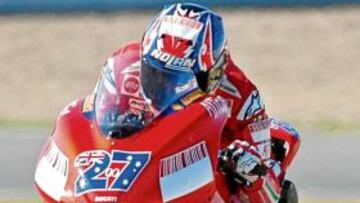 <b>PARADO. </b>Stoner tiene q recuperarse