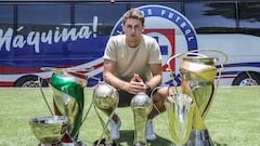 Santi Giménez: “El buen momento lo puedo mantener en el Feyenoord”