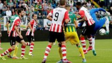 El tremendo gol de Martin Hansen al PSV Eindhoven