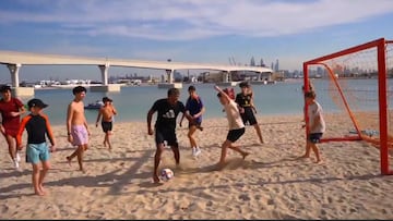 Hermoso gesto de Lamine Yamal con unos niños en Dubai