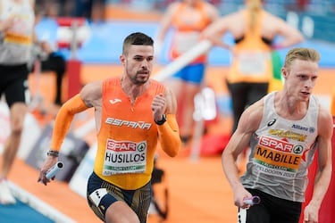 Imponente plata de los Spanish Beatles en el 4x400 