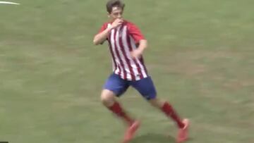 Solano celebrando su golazo ante el Madrid B