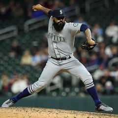El mexicano Sergio Romo de los Mariners superará a Nolan Ryan con más apariciones en la lomita de MLB