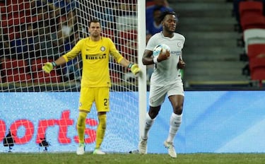 Inter Milan win over Chelsea eclipsed by Kondogbia’s sublime own goal