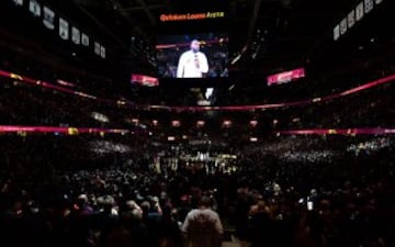 Los Cavaliers celebraron por todo lo alto su anillo de campeones: fiesta y exhibición después ante los Knicks.
