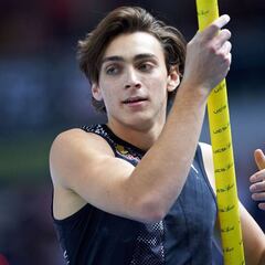 Duplantis sale a por hat-trick
