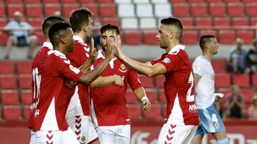 El Nástic celebra el gol.