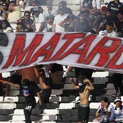 Los incidentes que detuvieron el clásico durante siete minutos