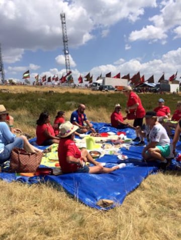 Ambiente de fiesta en La Camperona