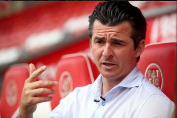 El futbolista inglés Joey Barton fue forzado a retiro cuando a sus 34 años la Federación Inglesa de fútbol le impusiera una sanción de 18 meses alejado de toda actividad vinculada al balompié, ello debido a que el jugador apostó en más de 1200 ocasiones, incluso en contra de su propio club