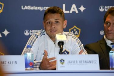 La cuarentena trajo estabilidad a la vida del 'Chicharito' Hernández