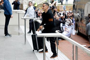 Lucas Vázquez llegando al hotel. 
