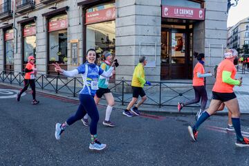 Varias personas participan en la XI Carrera Solidaria por la Salud Mental.