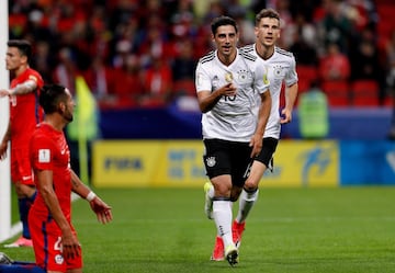 Futbol, Alemania vs Chile.
El jugador de la seleccion alemana Lars Stindl , centro, celebra su gol contra Chile durante el partido del grupo B de la Copa Confederaciones disputado en el estadio Arena Kazan de Kazan, Rusia.
22/06/2017
Fotoarena/Photosport
********

Football, Germany vs Chile.
Germany's player Lars Stindl , center, celebrates after scoring against Chile during the group B football match of the Confederations Cup at the Kazan Arena stadium in Kazan, Russia.
22/06/2017
Fotoarena/Photosport