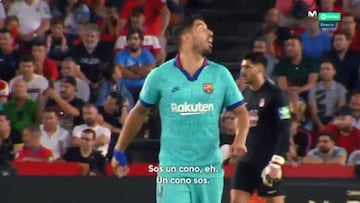 Luis Suárez al linier: "Sos un cono"