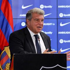 How much money did Barcelona lose due to the virus and the suspension of the game against Juventus?