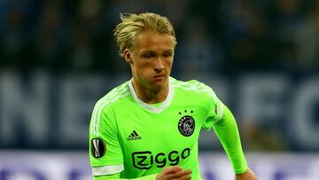 Dolberg rules out leaving Ajax for the Premier League