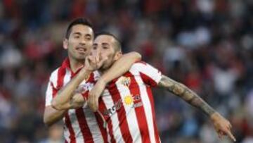 El Almería gana al Recreativo y recupera la segunda plaza