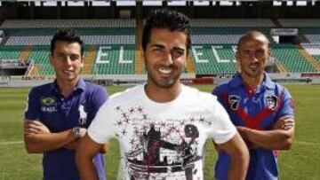 <b>PREPARADOS. </b>Mantecón, Ángel y Luque llevarán el peso del equipo ante el Numancia.