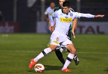 El volante fue titular en tres de los encuentros después de sus préstamos por Rangers, Arica y Unión Temuco. Hoy, después de su paso por Paranaense, es fundamental en el equipo de Mario Salas.