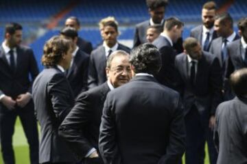 Las plantillas del Real Madrid en la presentación del acuerdo con Telefónica