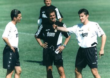 Temporada 1996/97 |. Capello, durante un entrenamiento junto a Pedja Mijatovic y Davor Suker, dos de los grandes fichajes realizados por el club blanco el primer año de Lorenzo Sanz en la presidencia del club.