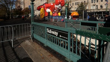 Watch the Macy's Day Parade live to see the performances, floats, balloons, and more on this brisk Thanksgiving morning