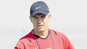 "El plantel ha de ser ganador" ha dicho el entrenador mexicano.