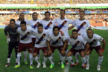 Debutaron en Primera División en 1975 bajo el amparo de la Universidad Autónoma de Guadalajara. Sin mucho que ofrecer en el máximo circuito llegaron a la temporada 1993-1994 en la que ganaron la única liga de su historia bajo el mando técnico de Víctor Manuel Vucetich. En 2014, se convirtieron en los Mineros de Zacatecas, cinco años después de haber adquirido el nombre de "Estudiantes Tecos". Renacieron en 2016, aunque tendrán que picar piedra desde la Tercera División.