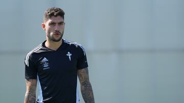 El defensa vasco Unai Núñez, durante un entrenamiento del Celta.