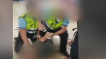 Violento enfrentamiento entre la seguridad y pasajero sin mascarilla en tren de Madrid