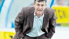 Alcaraz se vio con Samper, que ficha al central Ochoa