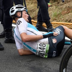 Dimite el miembro de la Vuelta que chocó con Geniez